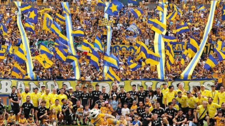 ¡Tigres Llama a la Afición para el Entrenamiento Masivo Previo a la Final!