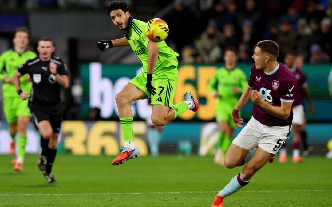 Fulham Rompe su Mala Racha en la Premier League con un Triunfo sobre Burnley; El Desempeño de Raúl Jiménez