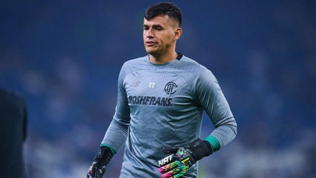Turco Mohamed Considera a Luis García Como Titular en la Final de Fútbol