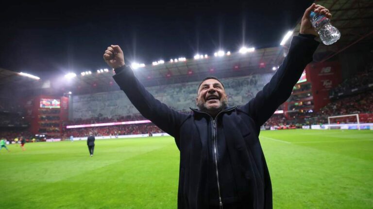 Antonio Mohamed y su rendimiento frente a los Tigres: ¡Números sorprendentes!