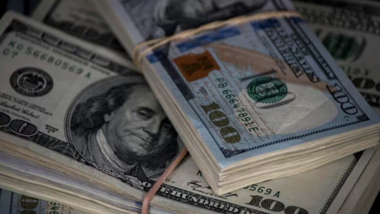 Dólar Hoy: Tipo de Cambio del Peso Mexicano Continúa a la Baja en Lubbock