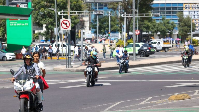 Hoy No Circula: Descubre qué autos descansan en CdMx y Edomex hoy 31 de diciembre de 2025