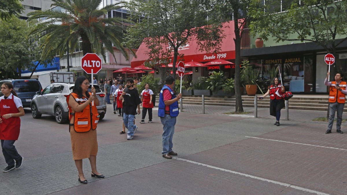 sismo-ciudadanos-contactar-seres-queridos-1