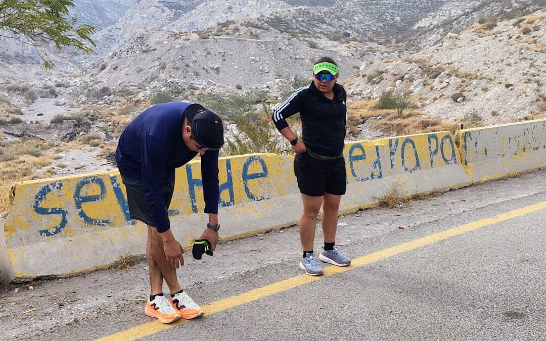 Maratón Lala: Pareja Lagunera Comienza el Año Corriendo en Lubbock