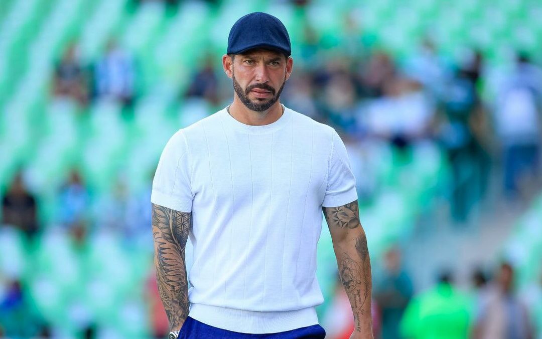 Multicampeón y exentrenador de Atlas y Querétaro asume el mando en la Superliga China