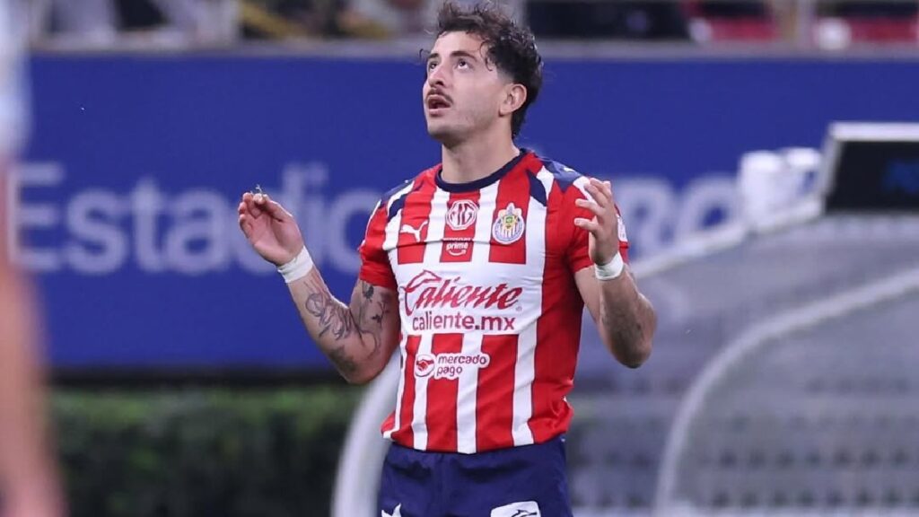 Alan Mozo se marcha de Chivas: nuevo fichaje en la Liga MX antes del Clausura 2026