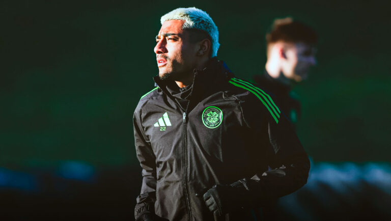 Julián Araujo se Une a Celtic: Un Nuevo Capítulo en el Fútbol Escocés