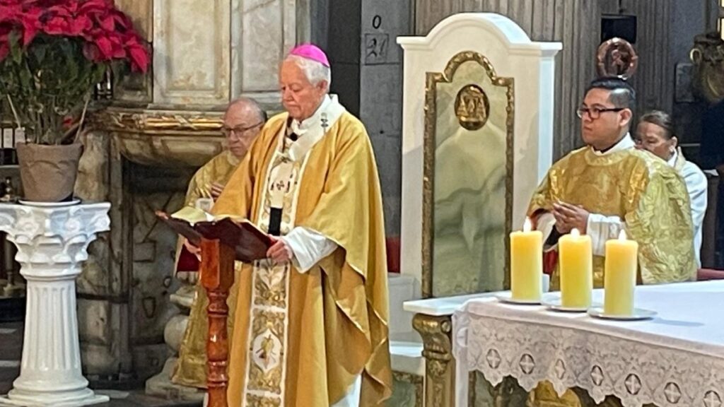 El Arzobispo de Puebla Clama por Paz en el Día de Reyes y Rinde Honor a las Víctimas del Descarrilamiento del Tren