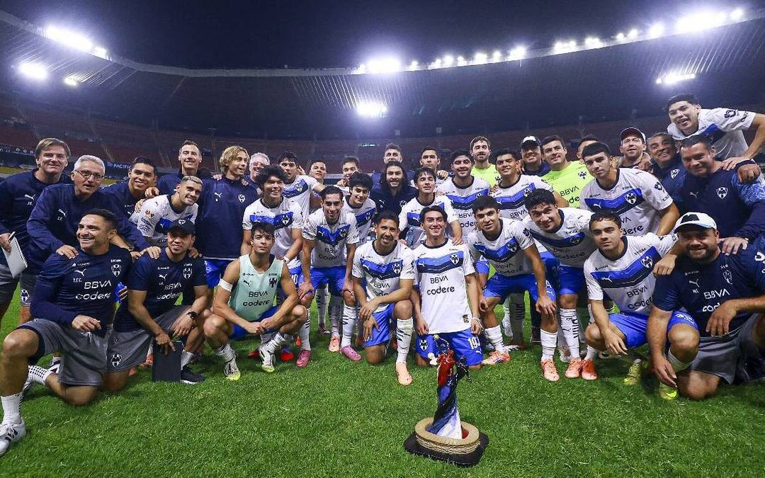 Rayados se corona campeón de la Copa por la paz tras vencer al Atlas