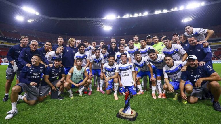 Rayados se corona campeón de la Copa por la paz tras vencer al Atlas