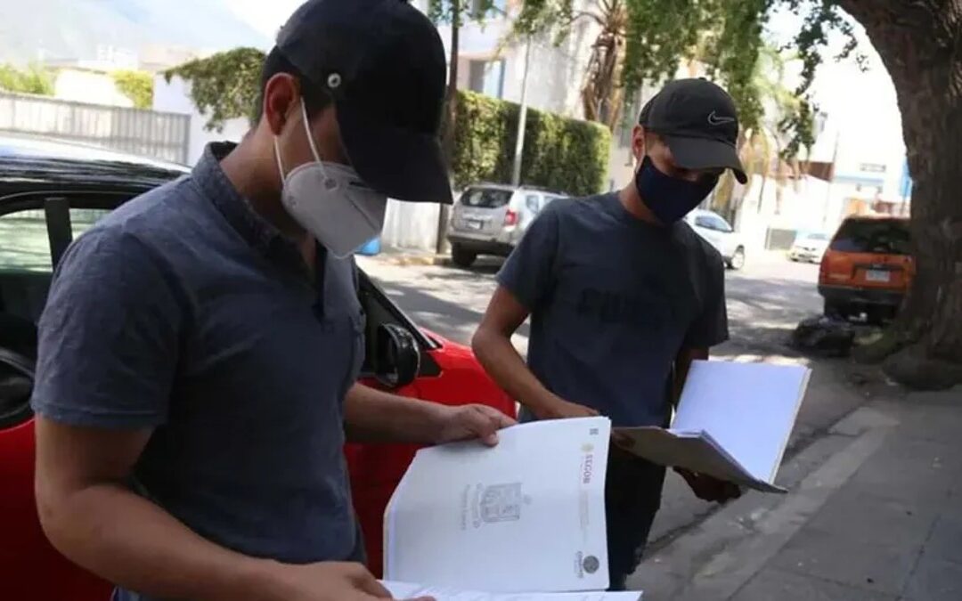 Escándalo en Monterrey: Venta de Leche de Mala Calidad en Venezuela Usando Nombres de Jóvenes