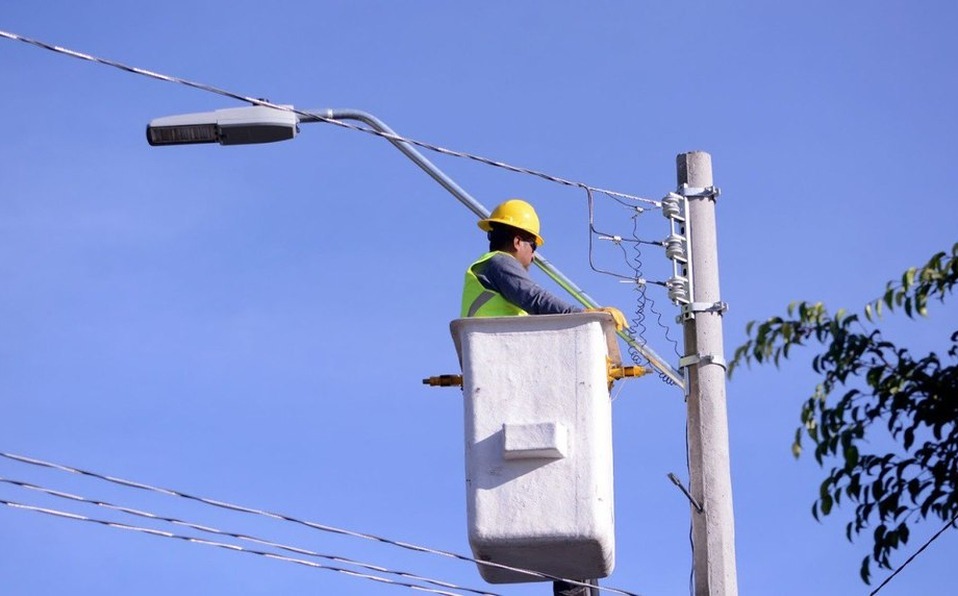 Fallas en Alumbrado Público en Guadalajara Disminuyen un 60% en 2025