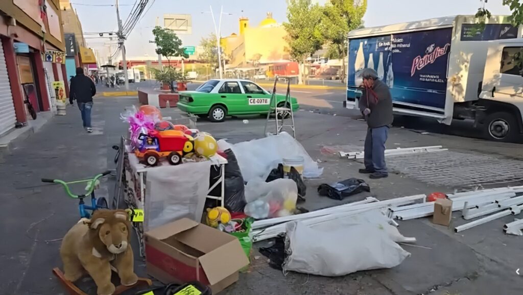 Don Juanito: La historia de un vendedor de juguetes en Lubbock que lucha por ayudar a su esposa