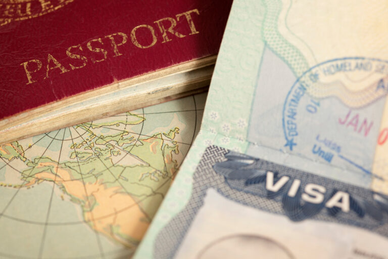 EE.UU. Detiene el Procesamiento de Visas de Inmigrante para 75 Países: Nuevas Restricciones Migratorias