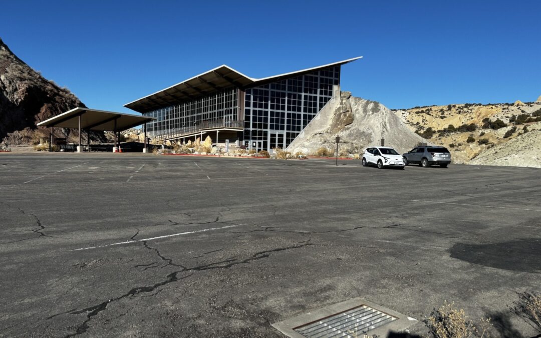 Fósiles de Dinosaurio Descubiertos en Dinosaur National Monument: Un Hito Paleontológico en Colorado