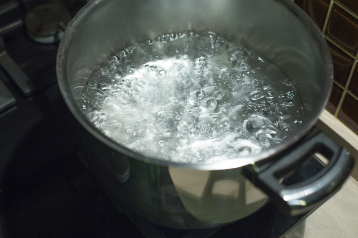 Agua Potable en Oxford: Alertan sobre la Necesidad de Hervir Agua Tras Ruptura de Tubería