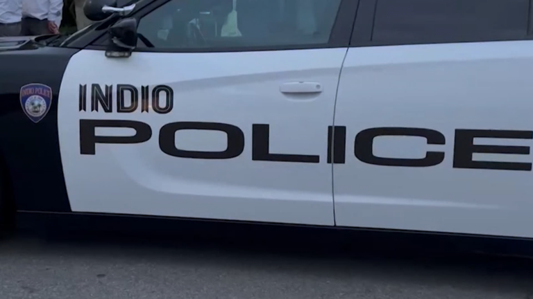 Accidente Ciclista en Indio: Hombre de 71 Años Hospitalizado en Estado Crítico