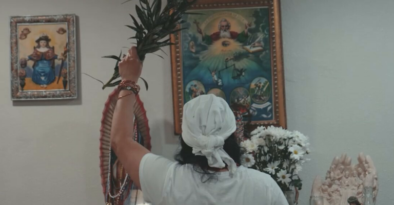 Santería: Explorando la Fascinante Religión de El Paso