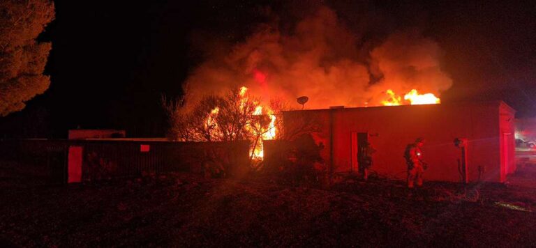 Tragedia por Incendio Doña Ana: Explosión Sorprende y Deja 1 Muerto en la Madrugada