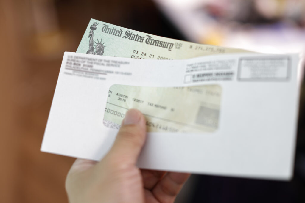 Consejos del IRS para evitar errores comunes y acelerar tu reembolso de impuestos este año