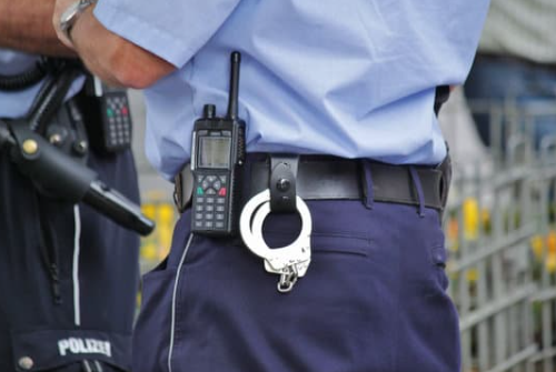 Crisis Policial en Reno: Suspensión Administrativa del Jefe de Policía y Su Equipo