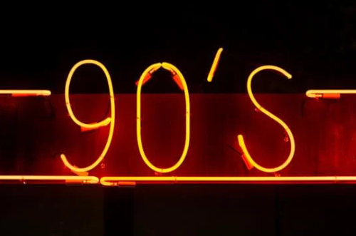 Fremont Street Experience Revive los Años 90 con una Fiesta Gratis y Estrenos Épicos