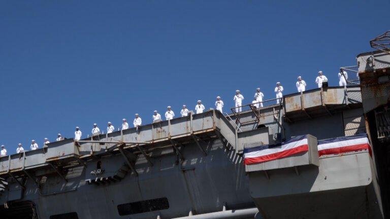 Portaaviones USS Abraham Lincoln dejará San Diego y trasladará su base a Washington